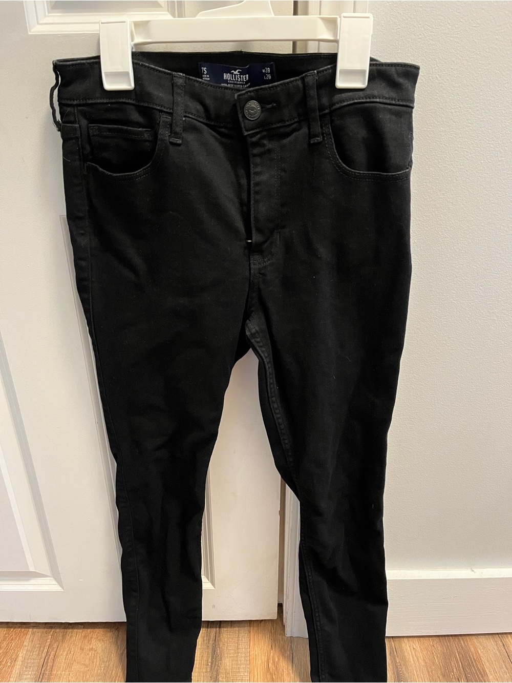 Hollister High Rise Supper Skinny Jeans Size 7 Short